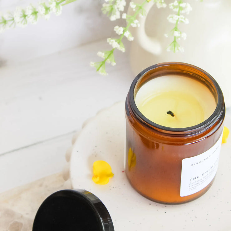 Highland Home Fragrance - Fresh Laundry | Cotton & Lily - 220g CocoSoy Candle Highland Home Fragrance